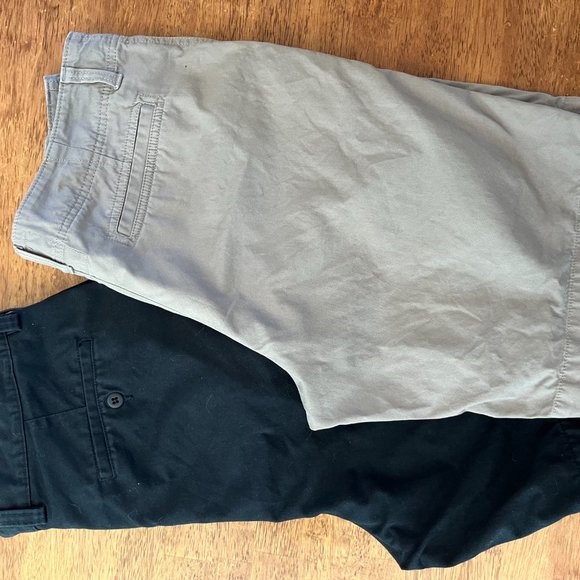 2 pairs mens shorts 34 waist - Picture 3 of 7